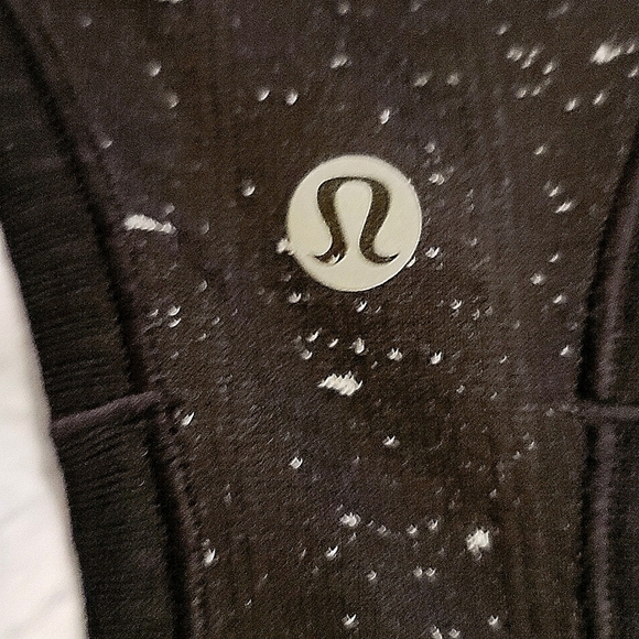 Lululemon reversible tank - Picture 6 of 6
